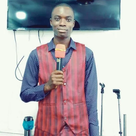 Pst Emmanuel 